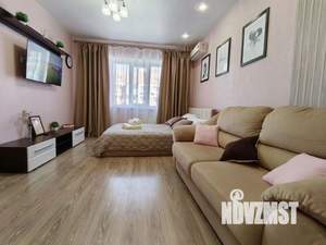 1-к квартира, посуточно, 33м2, 1/1 этаж