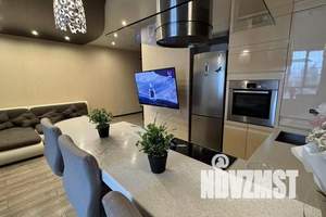 2-к квартира, посуточно, 40м2, 10/20 этаж