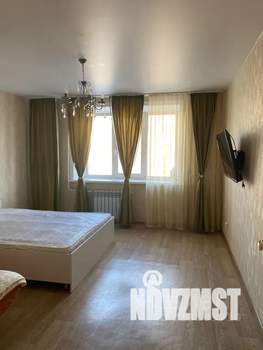 1-к квартира, посуточно, 32м2, 6/9 этаж
