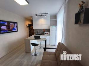 Студия квартира, посуточно, 30м2, 6/9 этаж