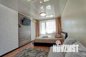 1-к квартира, посуточно, 33м2, 1/10 этаж