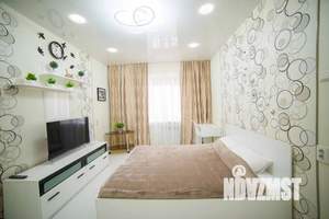 1-к квартира, посуточно, 35м2, 7/23 этаж