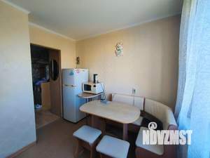 1-к квартира, посуточно, 38м2, 7/10 этаж