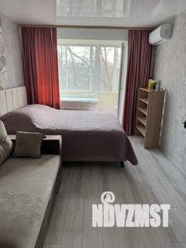 1-к квартира, посуточно, 30м2, 3/6 этаж