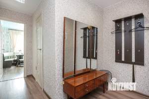 1-к квартира, посуточно, 37м2, 3/9 этаж