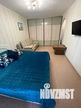 1-к квартира, посуточно, 32м2, 4/5 этаж