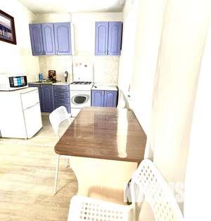 Студия квартира, посуточно, 35м2, 3/5 этаж