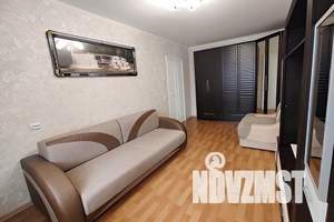 1-к квартира, посуточно, 35м2, 6/9 этаж