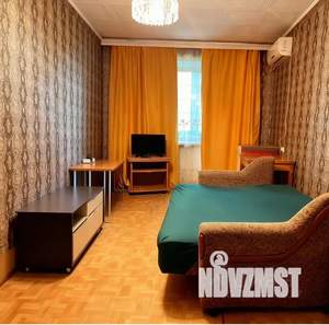 2-к квартира, посуточно, 50м2, 2/5 этаж