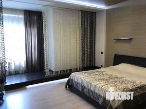 3-к квартира, на длительный срок, 120м2, 8/18 этаж