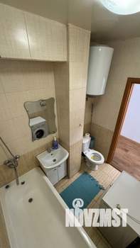 Студия квартира, посуточно, 40м2, 2/7 этаж