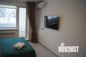 1-к квартира, посуточно, 36м2, 1/9 этаж