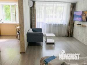 1-к квартира, посуточно, 33м2, 2/5 этаж