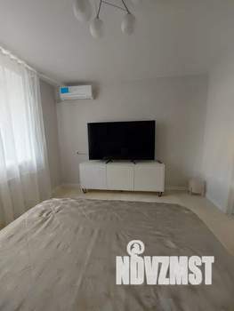 1-к квартира, посуточно, 35м2, 2/10 этаж