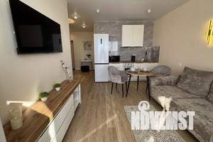 1-к квартира, посуточно, 40м2, 1/25 этаж