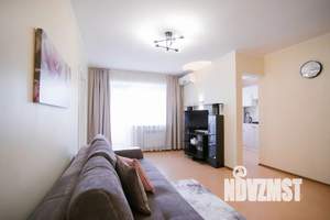 2-к квартира, посуточно, 42м2, 5/5 этаж