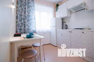 2-к квартира, посуточно, 45м2, 5/5 этаж