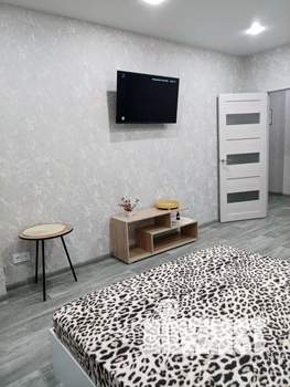 2-к квартира, посуточно, 43м2, 1/1 этаж