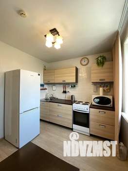 1-к квартира, посуточно, 33м2, 10/10 этаж