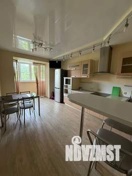 1-к квартира, посуточно, 80м2, 3/13 этаж