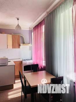 1-к квартира, посуточно, 33м2, 3/6 этаж