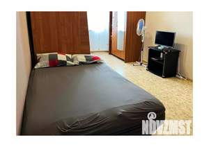 1-к квартира, посуточно, 35м2, 6/9 этаж