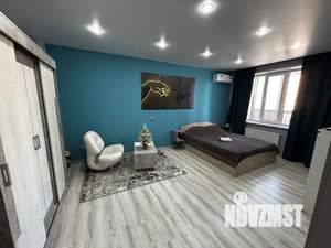 1-к квартира, посуточно, 40м2, 3/25 этаж