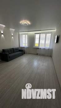 Студия квартира, посуточно, 30м2, 13/25 этаж