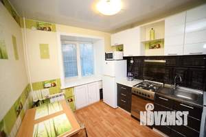 2-к квартира, посуточно, 52м2, 3/5 этаж