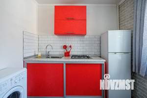 1-к квартира, посуточно, 35м2, 4/6 этаж