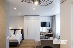 Студия квартира, посуточно, 34м2, 1/25 этаж