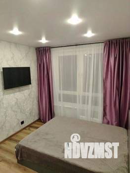 1-к квартира, посуточно, 32м2, 1/1 этаж