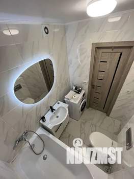 Студия квартира, посуточно, 35м2, 11/25 этаж