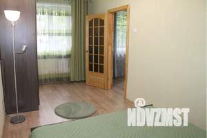 2-к квартира, посуточно, 44м2, 1/5 этаж