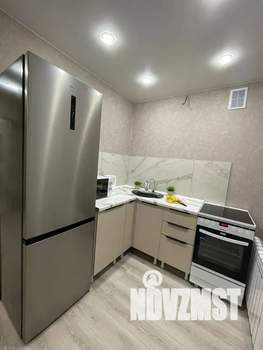 Студия квартира, посуточно, 28м2, 3/9 этаж