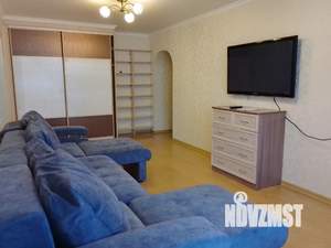 3-к квартира, посуточно, 69м2, 1/10 этаж