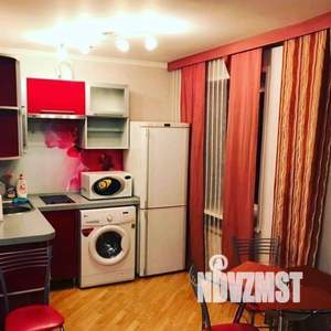 Студия квартира, посуточно, 35м2, 5/9 этаж