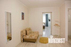 1-к квартира, посуточно, 47м2, 1/1 этаж