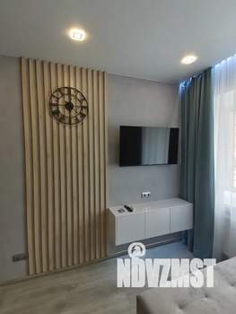 Студия квартира, посуточно, 32м2, 1/9 этаж