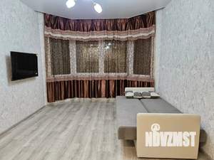 1-к квартира, посуточно, 43м2, 1/24 этаж