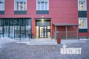 1-к квартира, посуточно, 37м2, 4/9 этаж