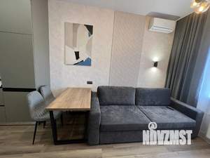 Студия квартира, посуточно, 43м2, 2/17 этаж