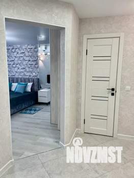 1-к квартира, посуточно, 40м2, 4/10 этаж