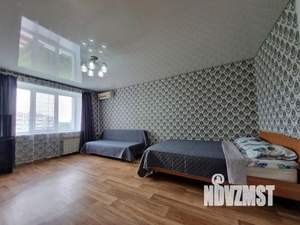 1-к квартира, посуточно, 42м2, 1/1 этаж