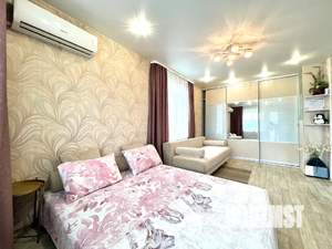 1-к квартира, посуточно, 41м2, 4/4 этаж