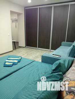 1-к квартира, посуточно, 35м2, 1/9 этаж