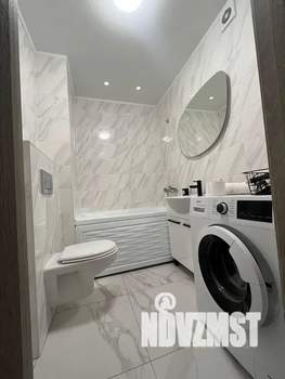 Студия квартира, посуточно, 35м2, 11/25 этаж