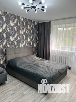 1-к квартира, посуточно, 32м2, 3/5 этаж