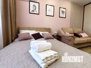 1-к квартира, посуточно, 33м2, 8/10 этаж