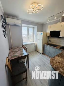 1-к квартира, посуточно, 40м2, 8/9 этаж